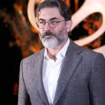 روی چهره پارسا پیروزفر گرد پیری نشست