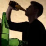 مسمومیت ۳۱ نفر بر اثر مصرف مشربات الکلی در دزفول