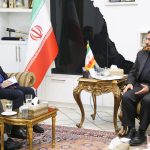 استاندار فارس: توسعه تأمین اجتماعی نیازمند دانش دانشگاهی و الگوهای بین المللی است
