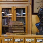 عکس| تالار کتب نایاب
