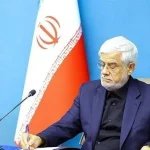 عارف: 
هوشیاری مردم همواره مانع از به ثمر نشستن اهداف شوم تروریست‌ها شده است