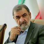 محسن رضایی: روزی که دشمن برای همیشه ناامید شود در فرودگاه امام برای ملاقات با مقامات ایرانی التماس می‌کند/ امروز به شدت به بسیج اقتصادی نیاز داریم + فیلم
