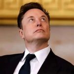 ایلان ماسک می‌گوید هوش مصنوعی به‌سرعت مشاغل دفتری را حذف می‌کند