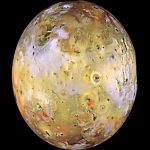 قمر آتشفشانی «آیو» صدها برابر داغ‌تر از حد تصور است