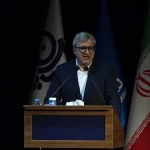 در سنگر تولید داخل پاسخ استکبار جهانی را می‌دهیم