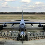 ماموریت بمب افکن‌های آمریکا با جنگنده‌های ژاپنی بر فراز دریای ژاپن